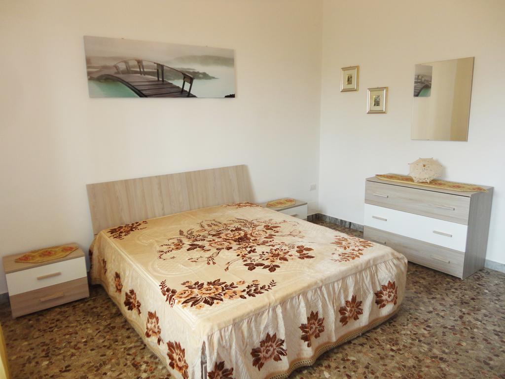 Casetta Indipendente Torre San Giovanni 103 Verso Sud Bagian luar foto